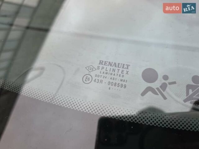 Серый Рено Сценик, объемом двигателя 1.6 л и пробегом 195 тыс. км за 5899 $, фото 20 на Automoto.ua