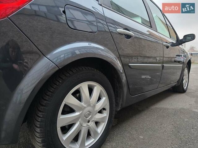 Серый Рено Сценик, объемом двигателя 1.6 л и пробегом 195 тыс. км за 5899 $, фото 11 на Automoto.ua