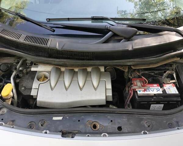 Серый Рено Сценик, объемом двигателя 1.6 л и пробегом 327 тыс. км за 5650 $, фото 15 на Automoto.ua