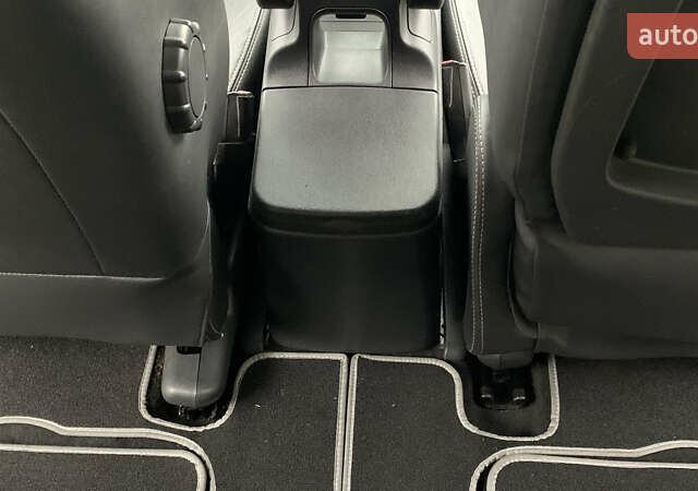 Рено Сценик 2006 в Виннице на Automoto.ua Серый Рено Сценик, объемом двигателя 1.6 л и пробегом 124 тыс. км за 6250 $, фото 34 на Automoto.ua