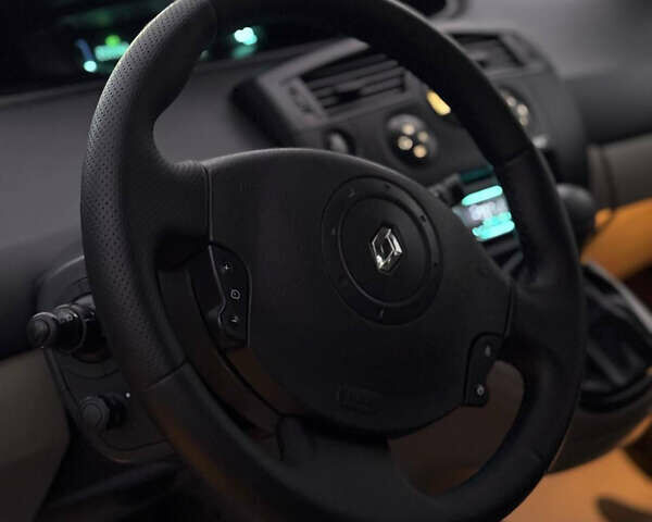 Сірий Рено Сценік, об'ємом двигуна 1.6 л та пробігом 230 тис. км за 4450 $, фото 19 на Automoto.ua