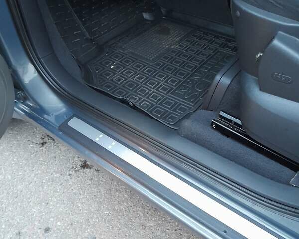 Серый Рено Сценик, объемом двигателя 1.9 л и пробегом 295 тыс. км за 9500 $, фото 22 на Automoto.ua