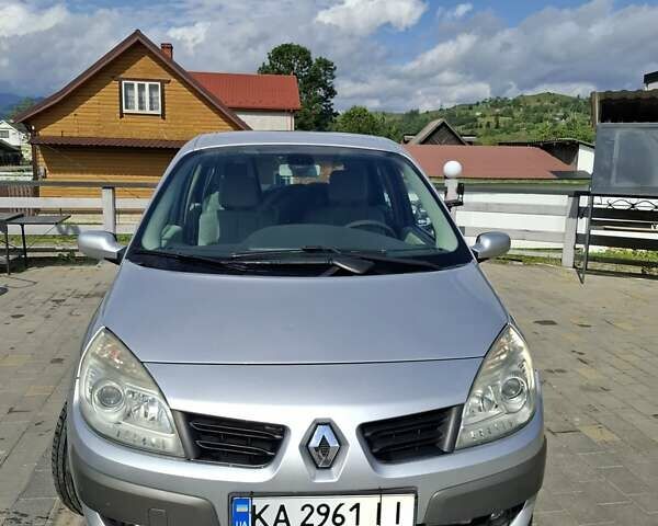 Серый Рено Сценик, объемом двигателя 2 л и пробегом 286 тыс. км за 4800 $, фото 1 на Automoto.ua
