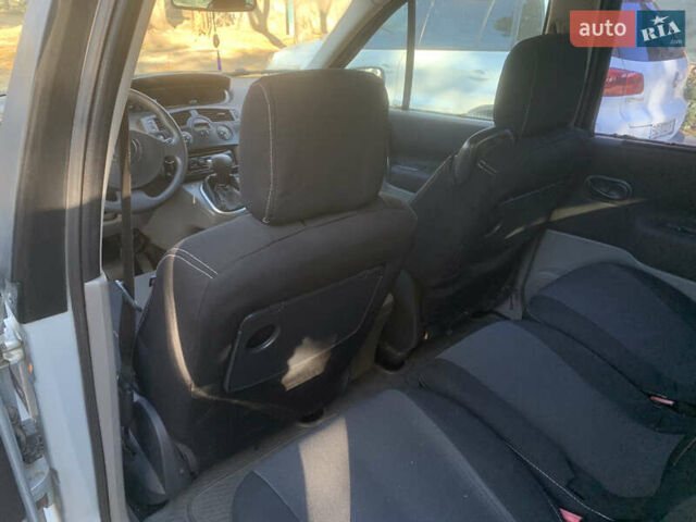 Сірий Рено Сценік, об'ємом двигуна 1.6 л та пробігом 230 тис. км за 4300 $, фото 6 на Automoto.ua