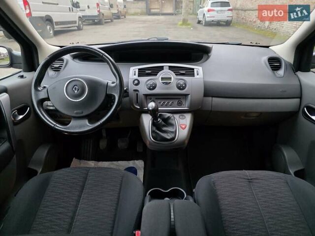 Серый Рено Сценик, объемом двигателя 1.6 л и пробегом 195 тыс. км за 5899 $, фото 35 на Automoto.ua