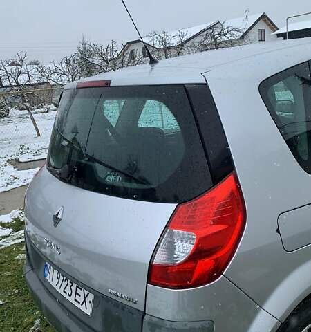 Сірий Рено Сценік, об'ємом двигуна 1.6 л та пробігом 225 тис. км за 5700 $, фото 39 на Automoto.ua