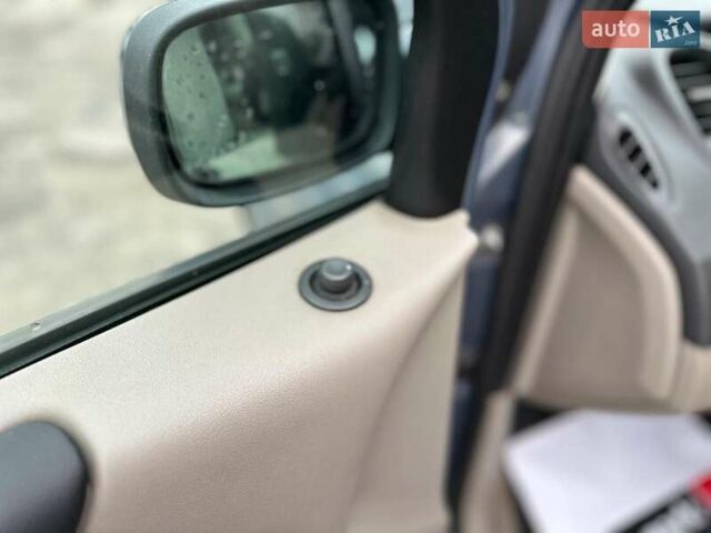 Серый Рено Сценик, объемом двигателя 1.5 л и пробегом 265 тыс. км за 5790 $, фото 24 на Automoto.ua