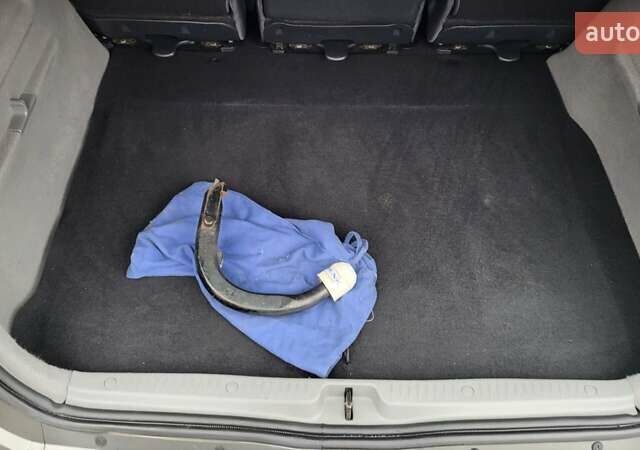 Серый Рено Сценик, объемом двигателя 1.6 л и пробегом 212 тыс. км за 5600 $, фото 46 на Automoto.ua