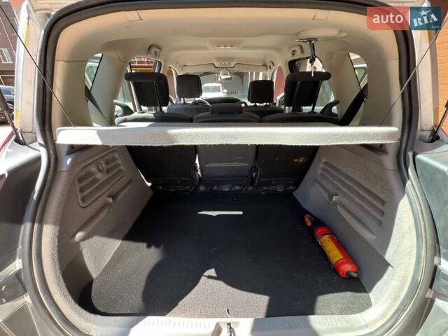 Сірий Рено Сценік, об'ємом двигуна 1.6 л та пробігом 132 тис. км за 5200 $, фото 12 на Automoto.ua