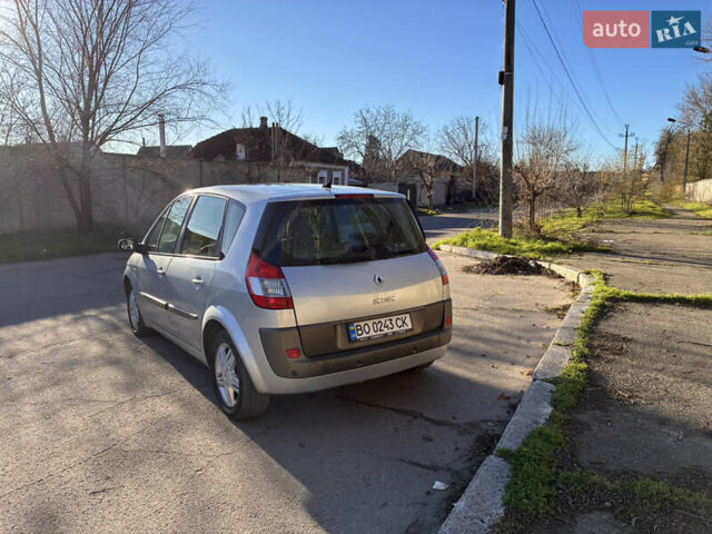 Серый Рено Сценик, объемом двигателя 1.89 л и пробегом 350 тыс. км за 3500 $, фото 4 на Automoto.ua