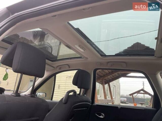 Серый Рено Сценик, объемом двигателя 2 л и пробегом 236 тыс. км за 6650 $, фото 1 на Automoto.ua