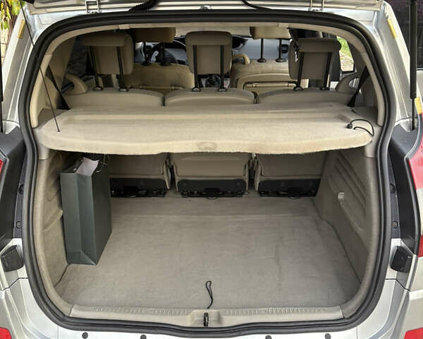 Серый Рено Сценик, объемом двигателя 1.46 л и пробегом 288 тыс. км за 4300 $, фото 9 на Automoto.ua