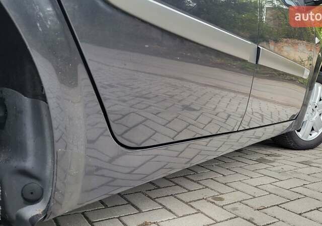 Серый Рено Сценик, объемом двигателя 1.6 л и пробегом 212 тыс. км за 5600 $, фото 9 на Automoto.ua