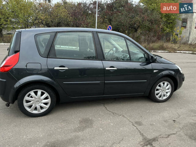 Рено Сценик 2006 в Сумах на Automoto.ua Серый Рено Сценик, объемом двигателя 1.6 л и пробегом 122 тыс. км за 6199 $, фото 4 на Automoto.ua