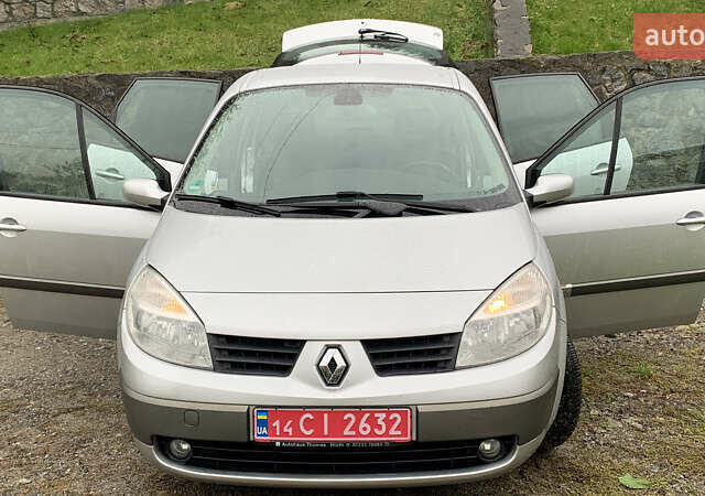 Рено Сценик 2006 в Виннице на Automoto.ua Серый Рено Сценик, объемом двигателя 1.6 л и пробегом 124 тыс. км за 6250 $, фото 45 на Automoto.ua