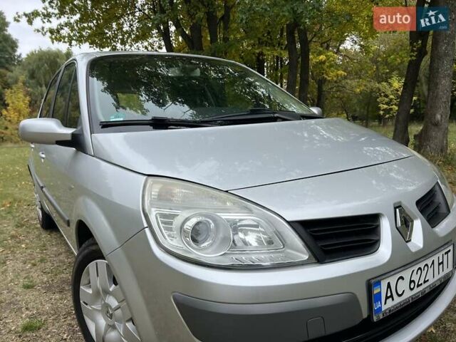 Серый Рено Сценик, объемом двигателя 1.6 л и пробегом 118 тыс. км за 6300 $, фото 6 на Automoto.ua
