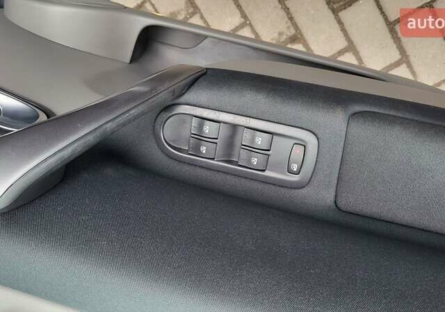 Серый Рено Сценик, объемом двигателя 1.6 л и пробегом 212 тыс. км за 5600 $, фото 28 на Automoto.ua