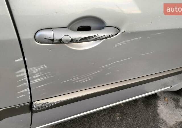 Сірий Рено Сценік, об'ємом двигуна 1.6 л та пробігом 210 тис. км за 5000 $, фото 6 на Automoto.ua