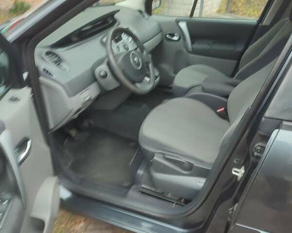 Сірий Рено Сценік, об'ємом двигуна 1.6 л та пробігом 190 тис. км за 5600 $, фото 21 на Automoto.ua