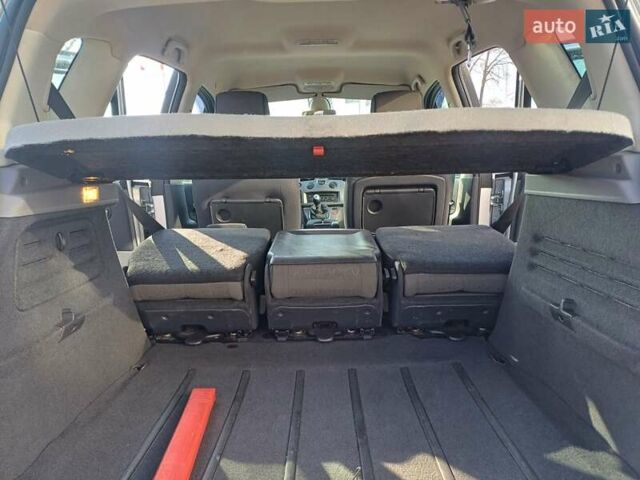 Сірий Рено Сценік, об'ємом двигуна 1.6 л та пробігом 250 тис. км за 5800 $, фото 18 на Automoto.ua