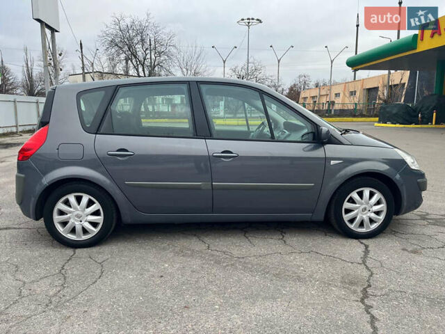 Серый Рено Сценик, объемом двигателя 1.6 л и пробегом 181 тыс. км за 5600 $, фото 6 на Automoto.ua