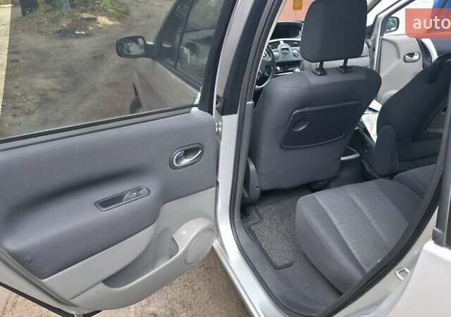 Серый Рено Сценик, объемом двигателя 1.6 л и пробегом 212 тыс. км за 6300 $, фото 21 на Automoto.ua