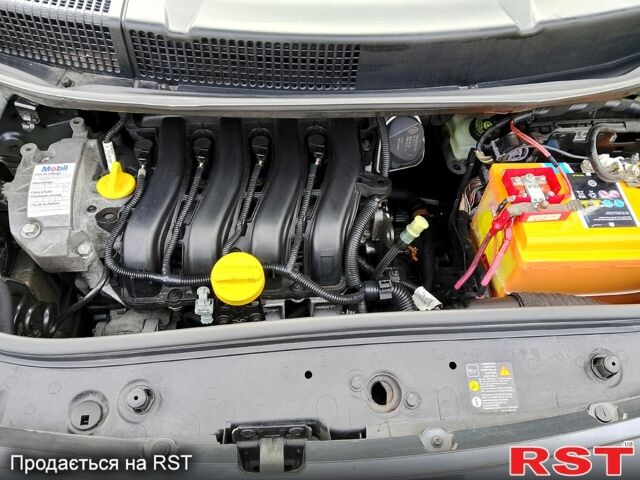 Сірий Рено Сценік, об'ємом двигуна 1.6 л та пробігом 0 тис. км за 6500 $, фото 3 на Automoto.ua