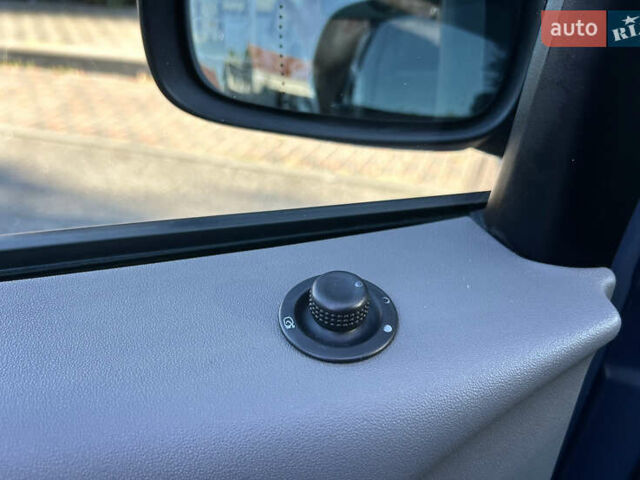 Рено Сценик 2007 в Виннице на Automoto.ua Серый Рено Сценик, объемом двигателя 2 л и пробегом 176 тыс. км за 6399 $, фото 70 на Automoto.ua