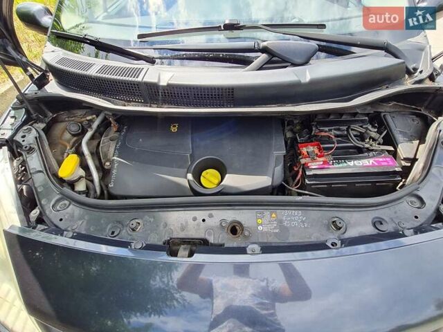 Серый Рено Сценик, объемом двигателя 1.9 л и пробегом 260 тыс. км за 4700 $, фото 26 на Automoto.ua