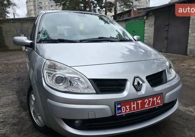 Серый Рено Сценик, объемом двигателя 1.6 л и пробегом 212 тыс. км за 6300 $, фото 2 на Automoto.ua
