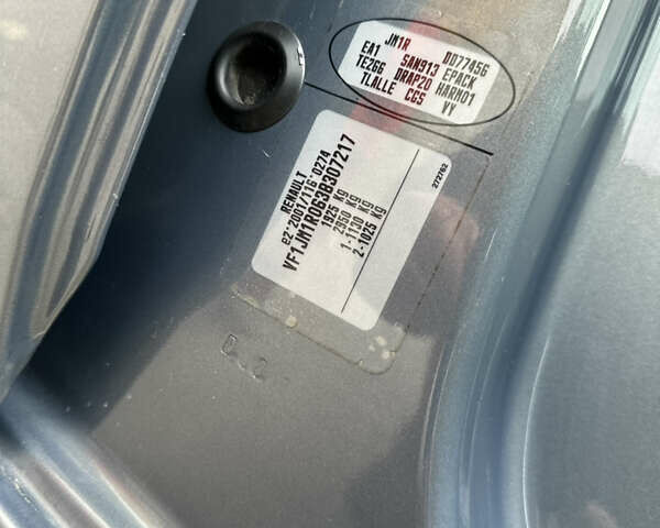 Сірий Рено Сценік, об'ємом двигуна 1.6 л та пробігом 225 тис. км за 5200 $, фото 75 на Automoto.ua