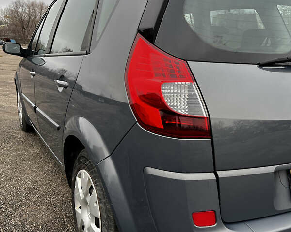 Серый Рено Сценик, объемом двигателя 1.6 л и пробегом 218 тыс. км за 5950 $, фото 17 на Automoto.ua