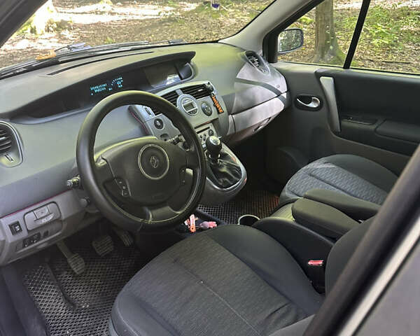 Сірий Рено Сценік, об'ємом двигуна 2 л та пробігом 219 тис. км за 4700 $, фото 10 на Automoto.ua