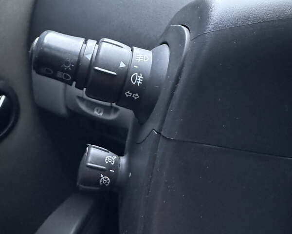 Сірий Рено Сценік, об'ємом двигуна 1.5 л та пробігом 330 тис. км за 4800 $, фото 16 на Automoto.ua