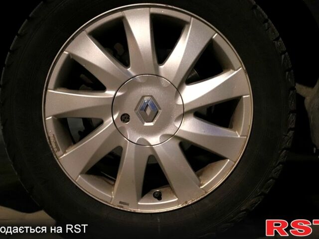 Серый Рено Сценик, объемом двигателя 1.5 л и пробегом 326 тыс. км за 4700 $, фото 9 на Automoto.ua