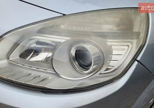 Серый Рено Сценик, объемом двигателя 1.6 л и пробегом 143 тыс. км за 5500 $, фото 11 на Automoto.ua