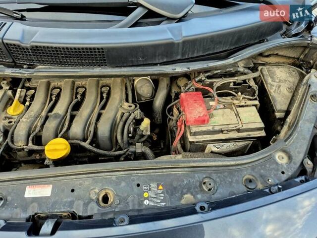 Серый Рено Сценик, объемом двигателя 1.6 л и пробегом 200 тыс. км за 4650 $, фото 20 на Automoto.ua