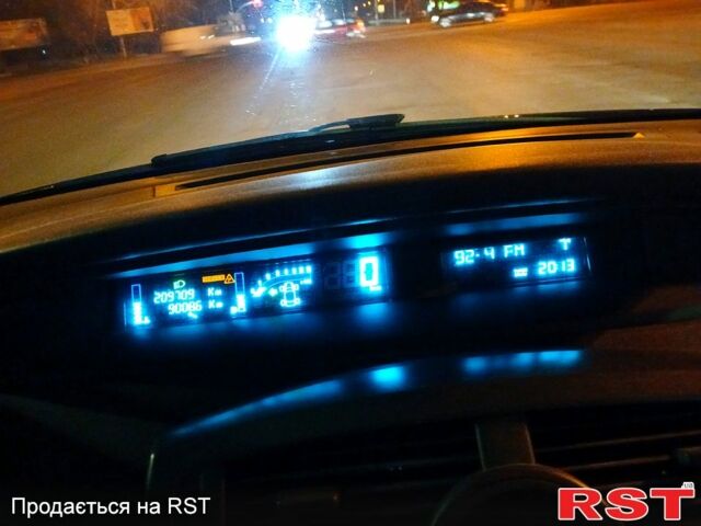 Серый Рено Сценик, объемом двигателя 1.6 л и пробегом 210 тыс. км за 5500 $, фото 4 на Automoto.ua