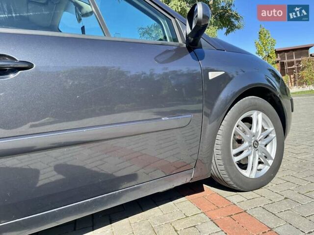 Сірий Рено Сценік, об'ємом двигуна 0 л та пробігом 204 тис. км за 5299 $, фото 48 на Automoto.ua