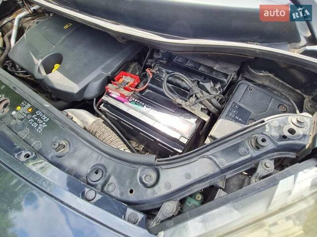 Серый Рено Сценик, объемом двигателя 1.9 л и пробегом 260 тыс. км за 4700 $, фото 29 на Automoto.ua
