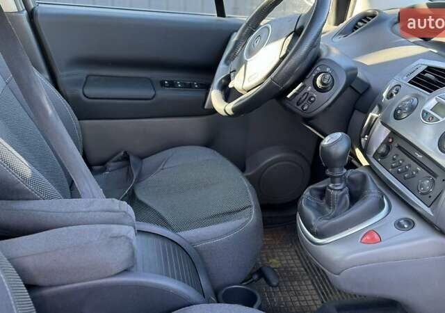 Сірий Рено Сценік, об'ємом двигуна 1.5 л та пробігом 192 тис. км за 5100 $, фото 6 на Automoto.ua