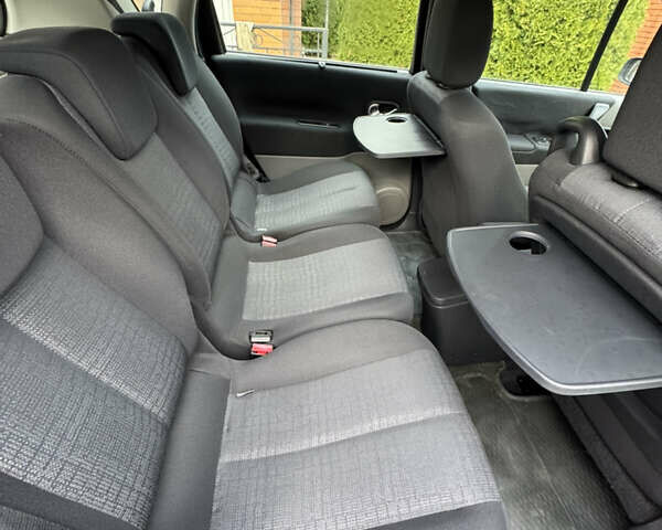 Сірий Рено Сценік, об'ємом двигуна 1.6 л та пробігом 188 тис. км за 4999 $, фото 7 на Automoto.ua