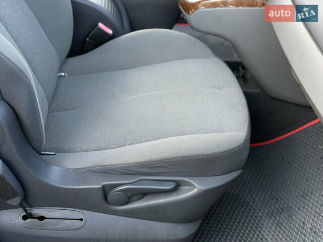 Сірий Рено Сценік, об'ємом двигуна 1.6 л та пробігом 245 тис. км за 5999 $, фото 14 на Automoto.ua