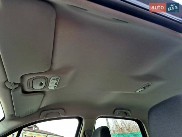 Серый Рено Сценик, объемом двигателя 1.6 л и пробегом 200 тыс. км за 4650 $, фото 13 на Automoto.ua