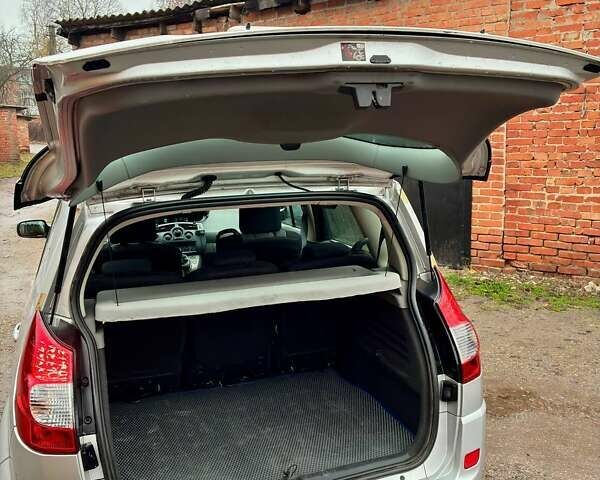 Серый Рено Сценик, объемом двигателя 1.6 л и пробегом 195 тыс. км за 4999 $, фото 13 на Automoto.ua