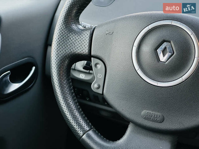 Сірий Рено Сценік, об'ємом двигуна 1.6 л та пробігом 155 тис. км за 6399 $, фото 23 на Automoto.ua