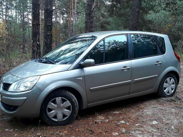 Серый Рено Сценик, объемом двигателя 1.5 л и пробегом 206 тыс. км за 2661 $, фото 2 на Automoto.ua