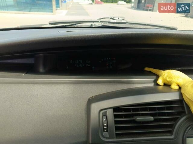 Серый Рено Сценик, объемом двигателя 1.46 л и пробегом 220 тыс. км за 4900 $, фото 10 на Automoto.ua