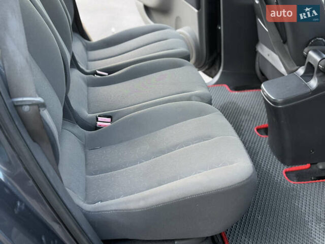 Сірий Рено Сценік, об'ємом двигуна 1.6 л та пробігом 245 тис. км за 5999 $, фото 12 на Automoto.ua
