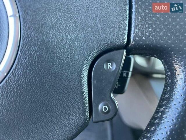 Серый Рено Сценик, объемом двигателя 2 л и пробегом 286 тыс. км за 5790 $, фото 22 на Automoto.ua